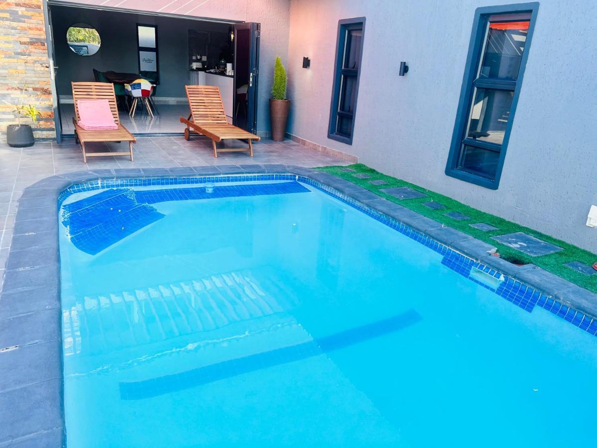 מאון Signature Boutique Guesthouse מראה חיצוני תמונה
