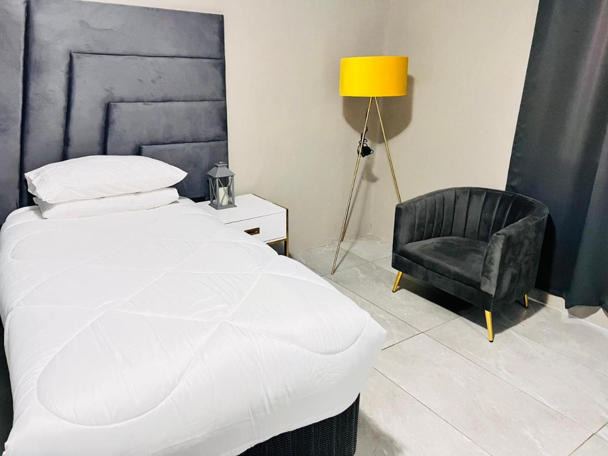 מאון Signature Boutique Guesthouse מראה חיצוני תמונה