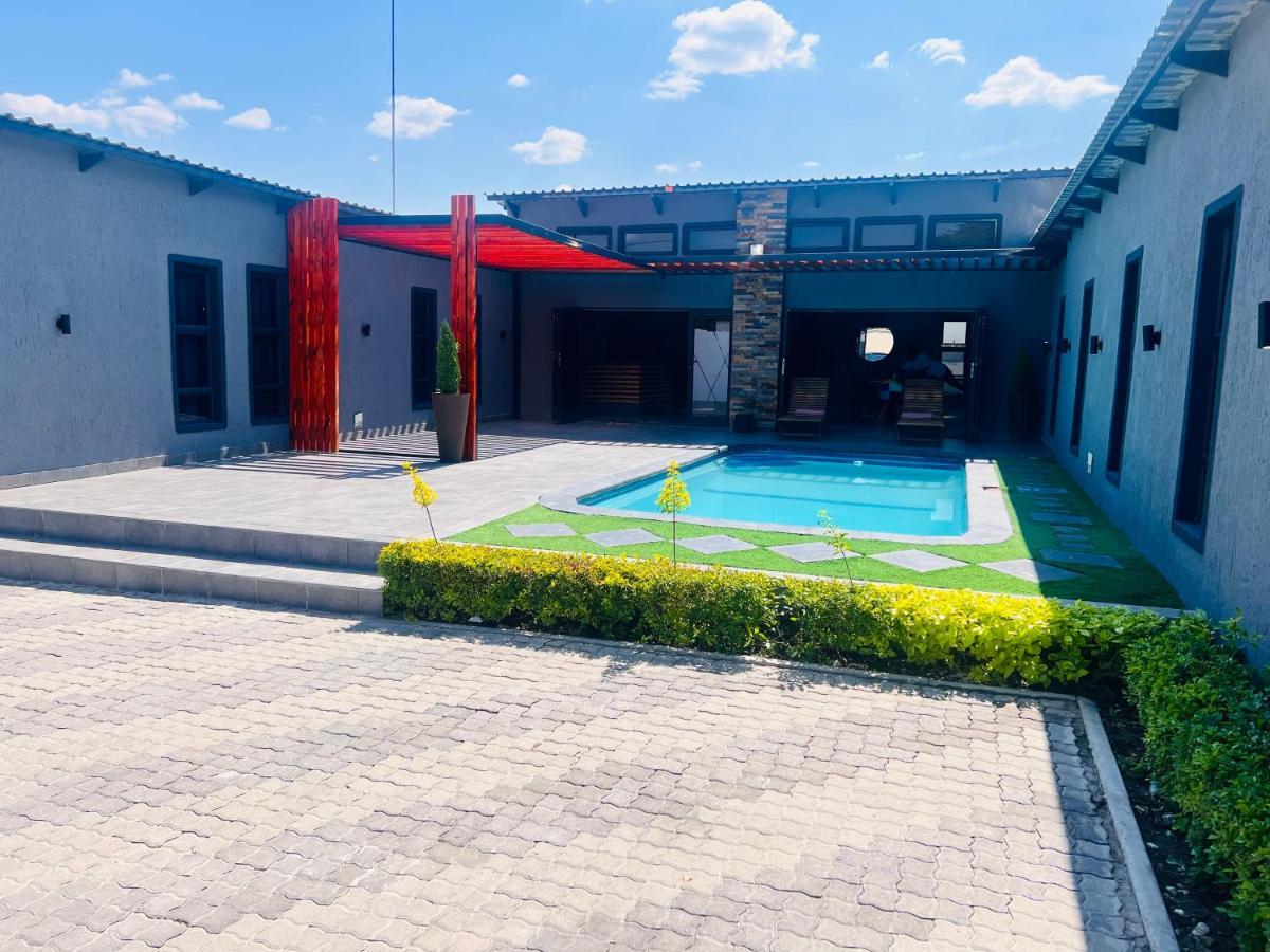 מאון Signature Boutique Guesthouse מראה חיצוני תמונה