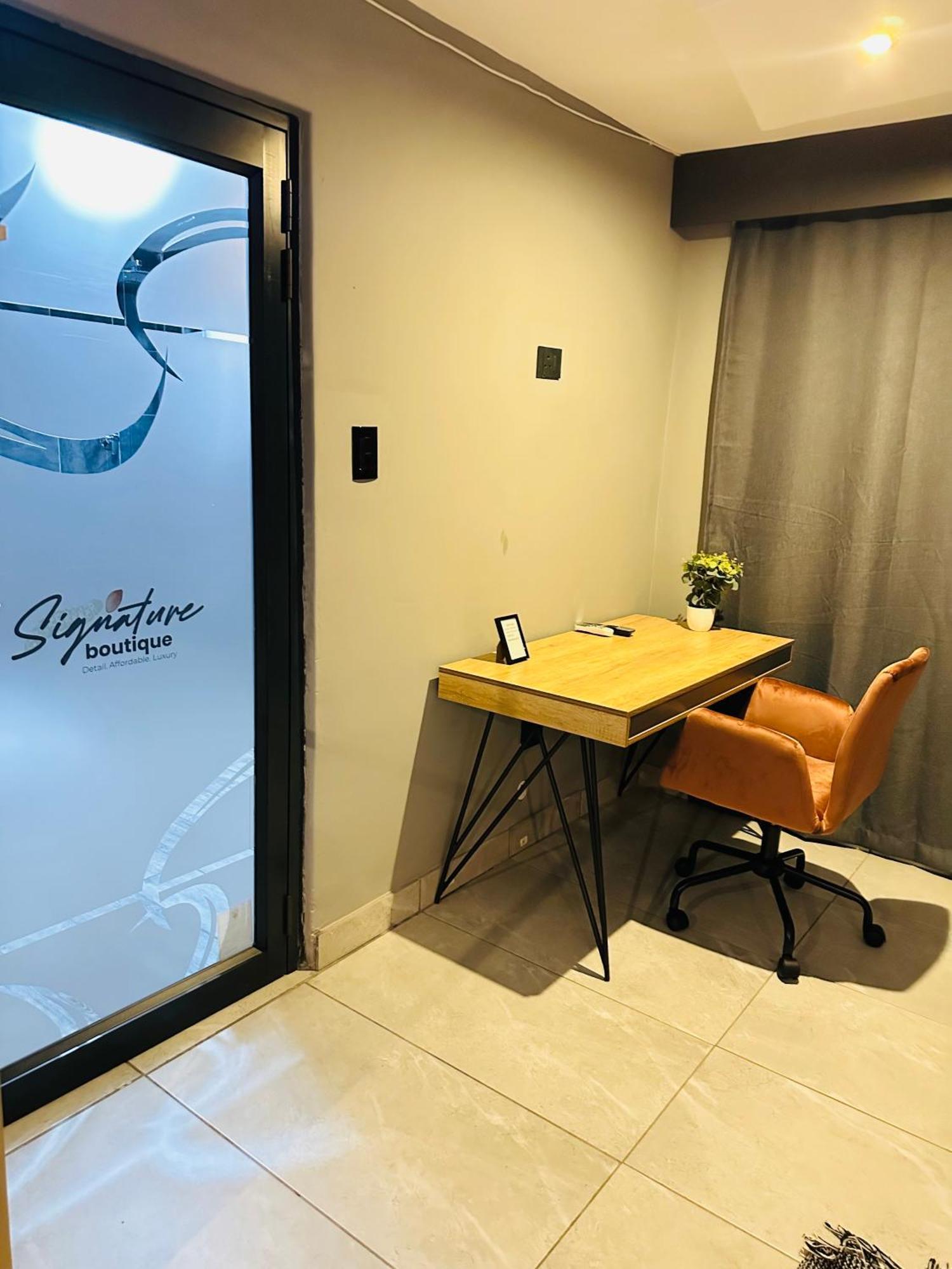 מאון Signature Boutique Guesthouse מראה חיצוני תמונה
